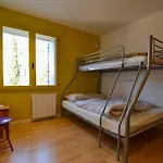 בית נופש Maison Pouzilhac, 9 People, Swimming Pool, Air Conditioning Pouzilhac