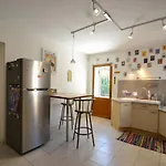 בית נופש Maison Pouzilhac, 9 People, Swimming Pool, Air Conditioning