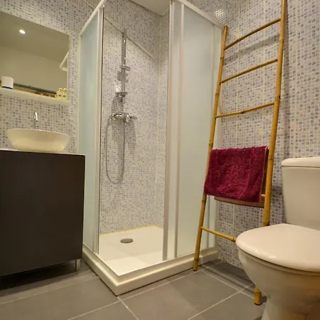 بيت للعطل Maison Pouzilhac, 9 People, Swimming Pool, Air Conditioning *