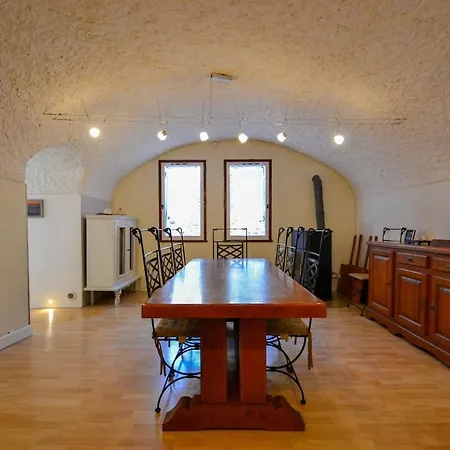 Maison Pouzilhac, 9 People, Swimming Pool, Air Conditioning Pouzilhac